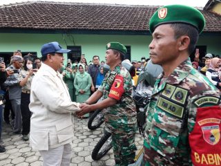 Sumber dan Foto: Setjen Kemhan.