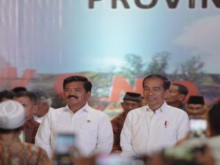 Serahkan 3.000 Sertipikat Tanah di Wonosobo, Presiden: Boleh Diagunkan Tapi Kalkulasi Betul