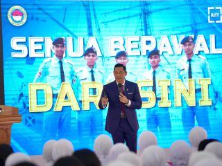 Kehadiran Menteri AHY sebagai Lulusan Terbaik Berikan Semangat bagi Siswa SMA Taruna Nusantara