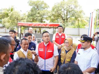 Bahlil Pastikan Pasokan Listrik dan BBM di Cilegon Tersedia Cukup untuk Mudik Lebaran 2025