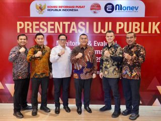 Presentasi Uji Publik, Wamen Ossy: Pastikan Layanan Berjalan Transparan dan Mudah Diakses Publik