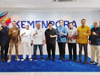 Ketua Umum PB Muaythai Indonesia AA LaNyalla Mahmud Mattalitti Selasa, 13 Januari 2026