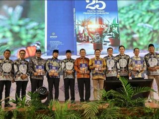 Di Rakernas Apkasi 2026 Batam, Suarakan Kedaulatan Fiskal, Desak Reorientasi Hubungan Pusat-Daerah dan Luncurkan "Buku 25 Praktik Terbaik