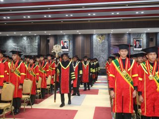 Wisuda 380 Perwira Remaja, Kasad: Gelar Akademik Bukan Tujuan Akhir