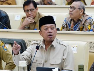 Menteri Nusron Laporkan Progres Revisi RTR Provinsi Aceh, Sumatera Utara, dan Sumatera Barat ke Komisi II DPR RI