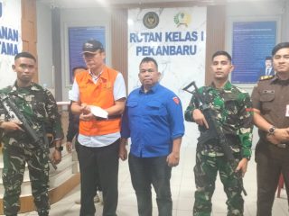 Kejati Riau Tahan Dirut PT Tengganau Mandiri Lestari dalam Kasus Dugaan Korupsi PMKS