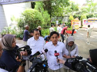 HUT Gerindra ke 18, DPC Jakarta Selatan Bergerak Meberi Manfaat pada Lingkungan Sekitar
