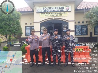 Kunjungan TNI AL Lanal Banten ke Polsek Anyar, Perkuat Soliditas TNI–Polri