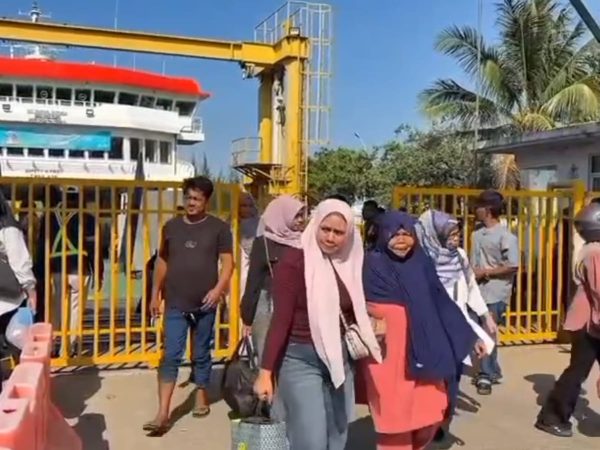 Aceh Mulai Bangkit, Pelabuhan Ulee Lheue Dipadati Wisatawan Sambut Kemeriahan Idulfitri