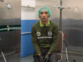 Difabel akibat Kecelakaan, Susanto Masih Bisa Diterima sebagai Koki di Dapur MBG Karanganyar