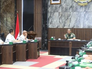 Kasad Jenderal TNI Maruli Simanjuntak Pimpin Rapat Tahunan Tutup Buku 2025 Yayasan Dhekarta