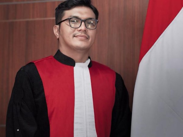 Pengrusakan Fasilitas Desa Wisata: Solusi Utilitarianisme di Wakatobi, Mungkinkah?