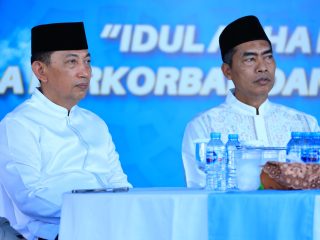 Kapolri Wujudkan Kepedulian Sosial lewat Penyaluran 8.380 Hewan Kurban