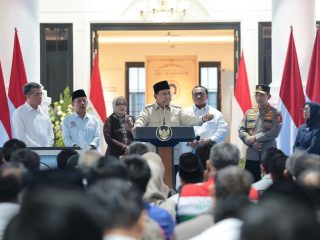 Prabowo: Aparat Jangan Jadi Bekingan Narkoba hingga Judi