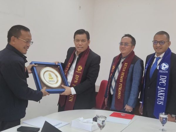 PERATIN dan Pusdik MK RI Jalin Kerja Sama PPHKWN, Perkuat Pemahaman Konstitusi Advokat di Era Digital