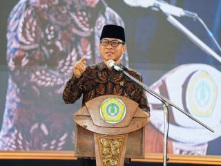 Dari Desa untuk Indonesia, Mendes Yandri Sebut Pesantren Pilar Pendidikan Nasional