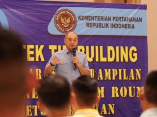 Karoum Setjen Kemhan Tekankan Soliditas, Integritas, dan Profesionalisme pada Bimtek Tim Building Bagpam