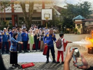 PEP Tarakan Goes to School: Menyiapkan Generasi Muda Jadi Agen Keselamatan Lingkungan