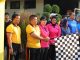 Ratusan Warga Meriahkan Jalan Santai dan Senam Bersama HUT Bhayangkara Ke-80 di Polres Cilegon