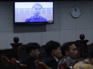 Ketiadaan Aturan Pembatasan Masa Jabatan Anggota Legislatif