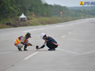 Pemerintah Siapkan 4 Ruas Jalan Tol Sebagai Landasan Darurat Pesawat Tempur