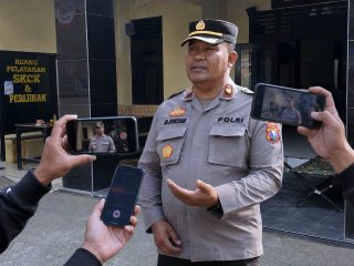 Kompol M. Roichan: Dua Pria Diserahkan Warga ke Polsek, Seluruh Proses Dilakukan Secara Profesional dan Transparan