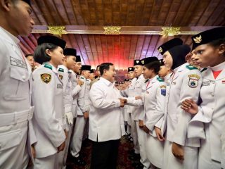 Prabowo Apresiasi Dedikasi Para Petugas HUT Kemerdekaan: Terus Bawa Semangat Merah Putih