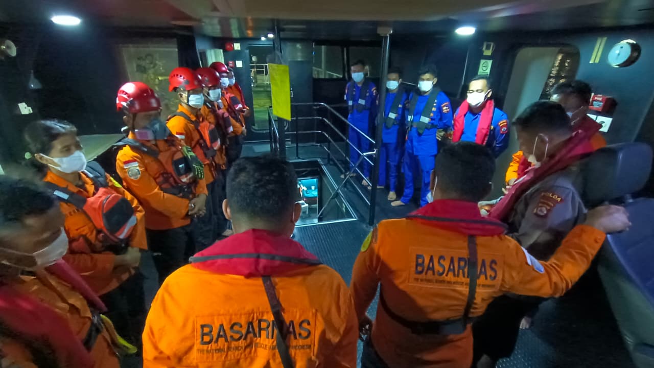 Menanti Kabar dari Selat Sunda: Tim SAR Gabungan Kerahkan Drone Thermal Cari Speed Boat yang Hilang